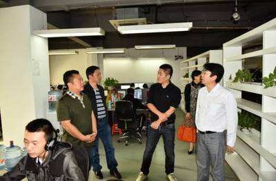 傳統(tǒng)智慧躍動(dòng)新熒幕 黔南建州60周年獻(xiàn)禮劇《聰明的甲金》杭州簽約啟動(dòng)